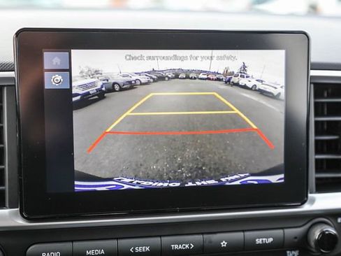 New 2025 Hyundai Venue SEL image 25