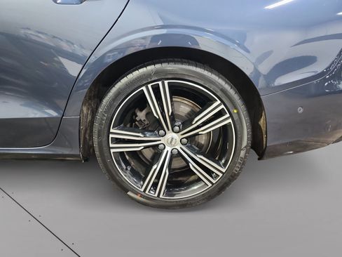 Used 2019 Volvo S60 T8 Inscription AWD/4WD image 15