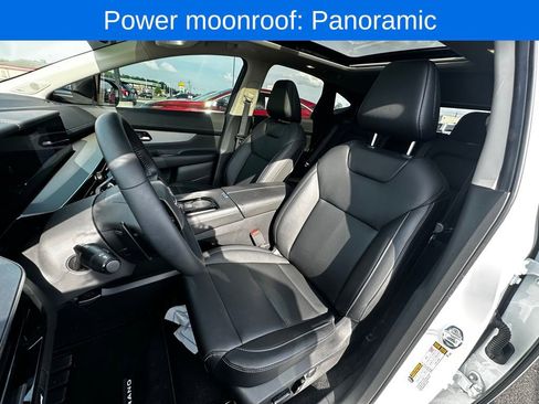 Used 2025 Nissan Murano SL image 10