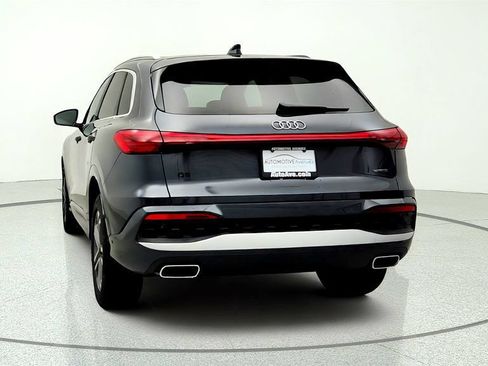 Used 2025 Audi Q5 Premium Plus w/ Premium Plus AWD/4WD image 6