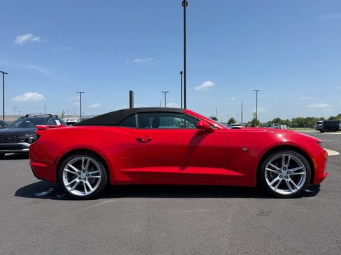 Used 2020 Chevrolet Camaro LT w/ RS Package RWD image 4