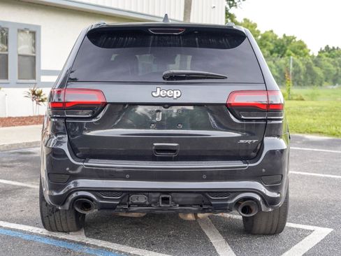 Used 2014 Jeep Grand Cherokee SRT8 w/ Luxury Group II AWD/4WD image 5