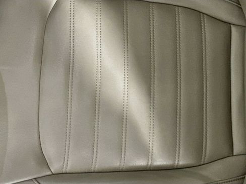 Used 2020 Ford Edge SEL FWD image 12