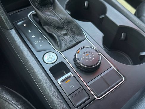 Used 2019 Volkswagen Atlas SE AWD/4WD image 27