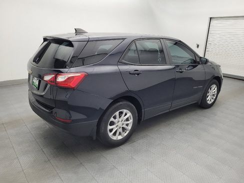 Used 2021 Chevrolet Equinox LS FWD image 10