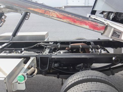 Used 2023 Ford F550 4x4 Regular Cab Super Duty image 14