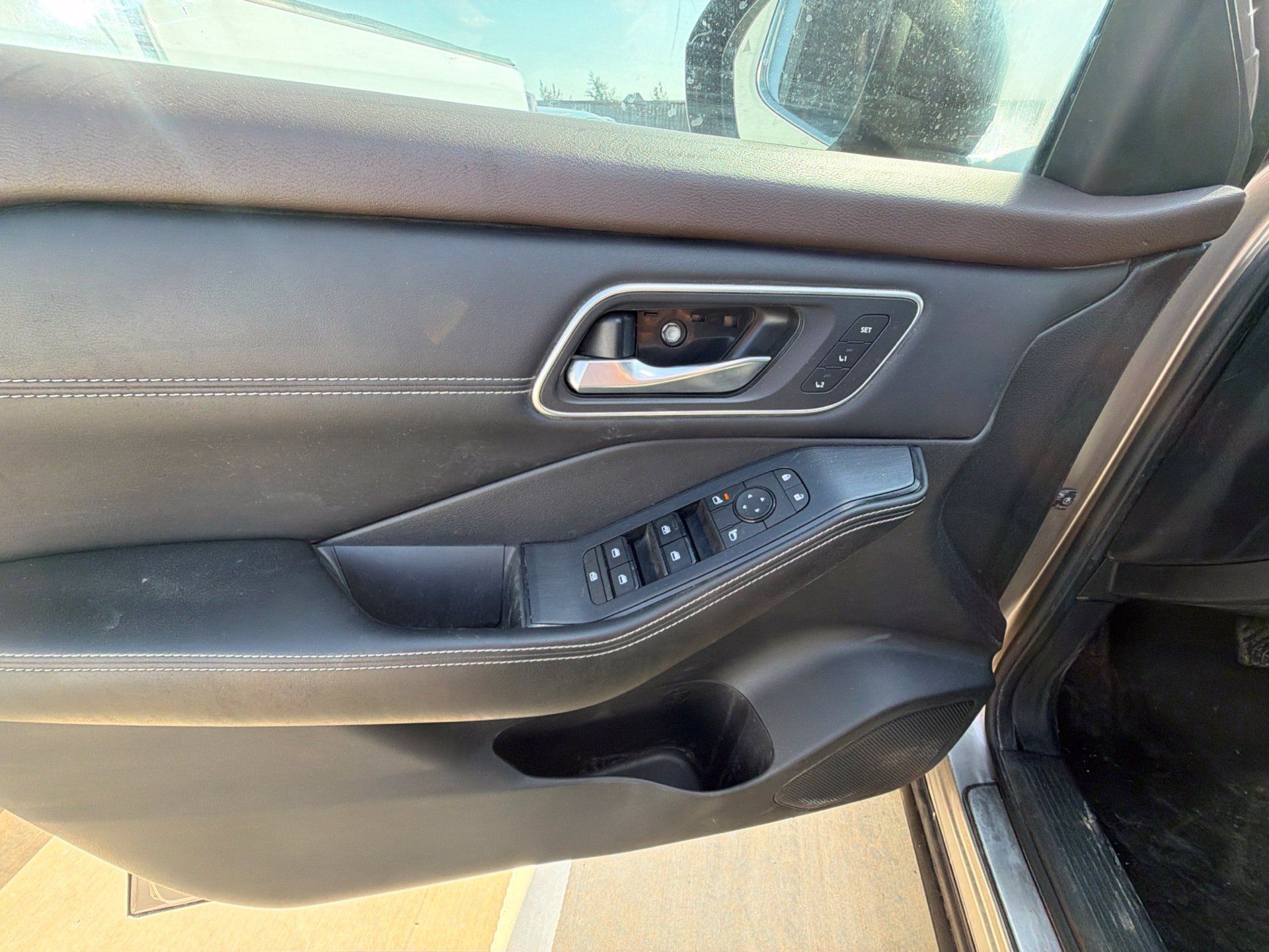Used 2021 Nissan Rogue Platinum FWD image 14