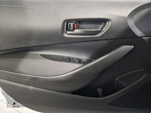 Used 2025 Toyota Corolla LE image 10