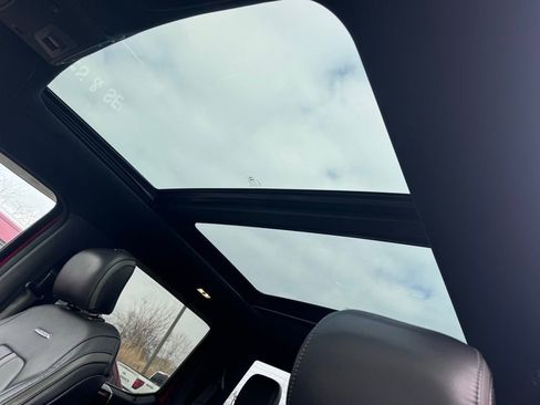 Used 2015 Ford F150 Platinum w/ Equipment Group 701A Luxury image 13