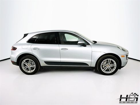 Used 2016 Porsche Macan S image 5