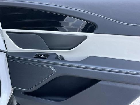 Used 2024 Lincoln Nautilus Reserve image 27