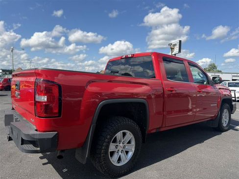 Used 2017 GMC Sierra 1500 SLE w/ SLE Value Package AWD/4WD image 5