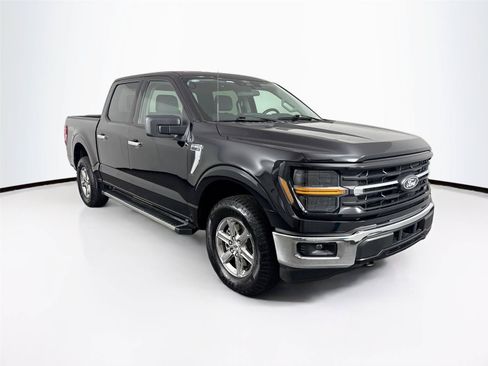 Used 2025 Ford F150 XLT w/ Equipment Group 301A Standard AWD/4WD image 8