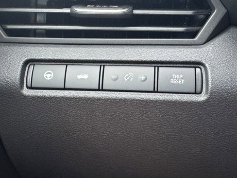 New 2025 Nissan Altima 2.5 SV w/ SV Premium Package image 19