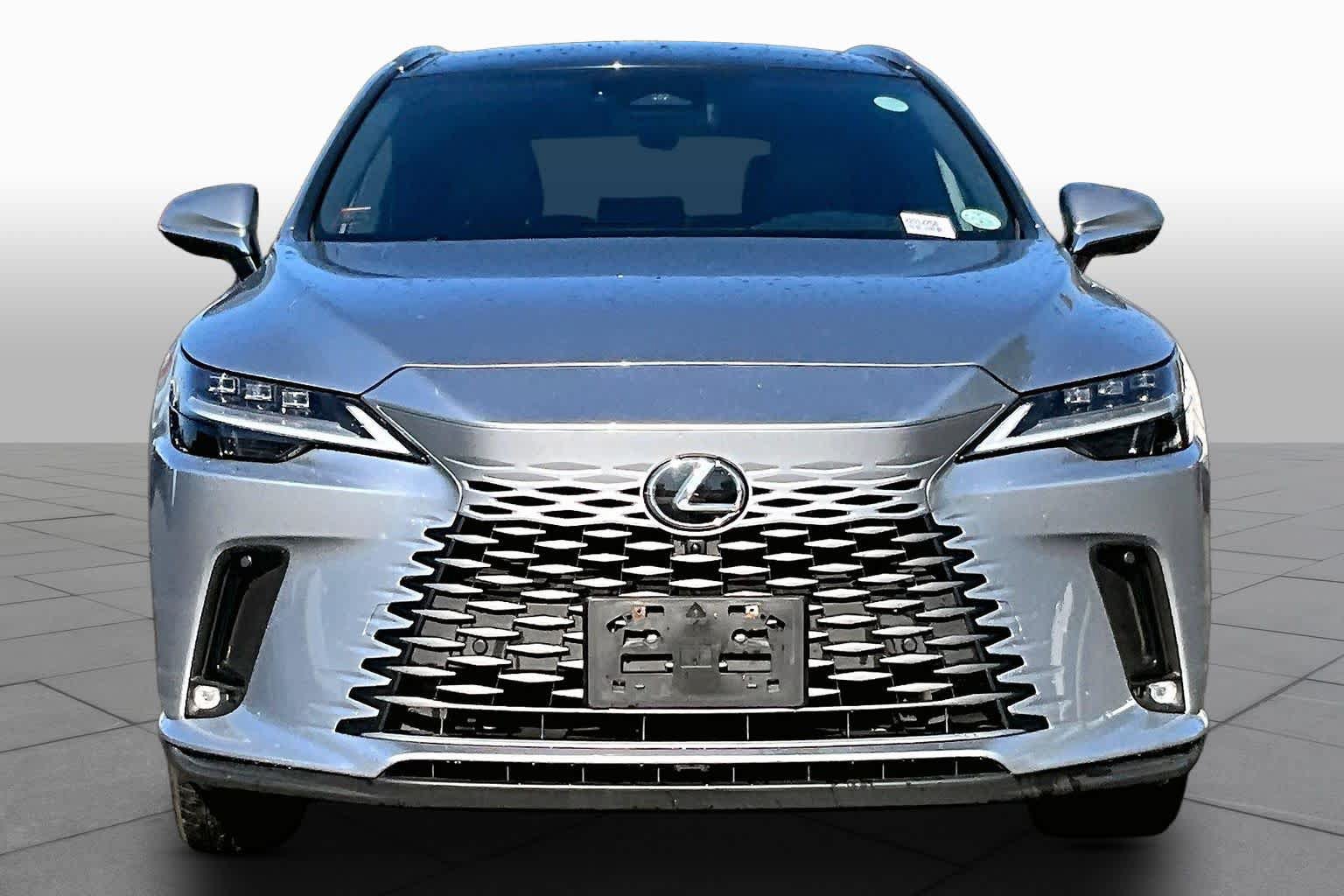 Used 2024 Lexus RX 450h AWD w/ Convenience Package image 4