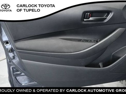 Used 2025 Toyota Corolla LE FWD image 24