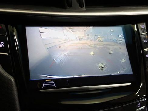 Used 2019 Cadillac XTS Luxury image 17