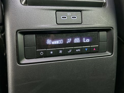 Used 2024 MAZDA CX-90 3.3 Turbo w/ Preferred Plus image 27