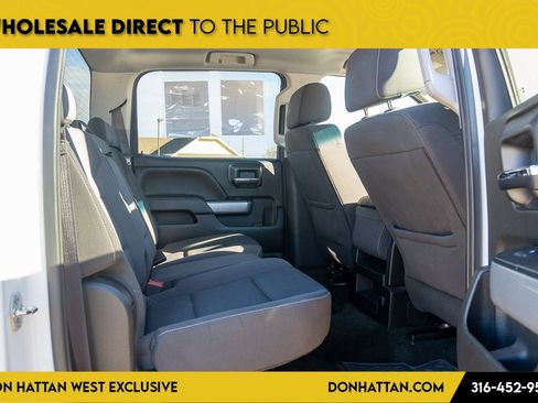 Used 2018 Chevrolet Camaro LT image 18