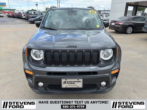 Used 2023 Jeep Renegade Altitude AWD/4WD image 10