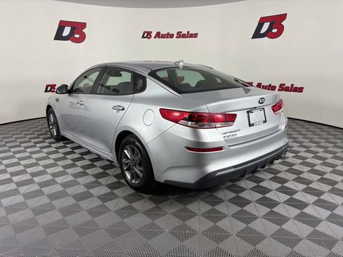 Used 2020 Kia Optima LX FWD image 4
