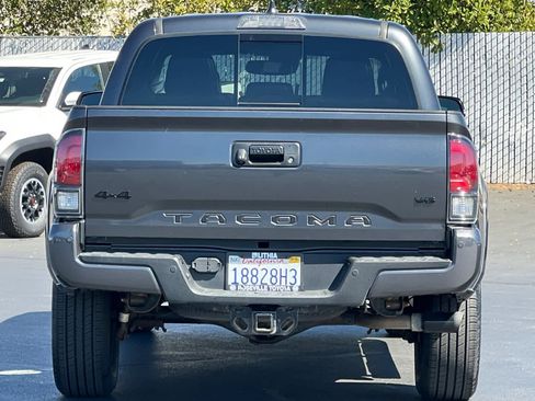 Used 2021 Toyota Tacoma Limited w/ Nightshade Package image 8