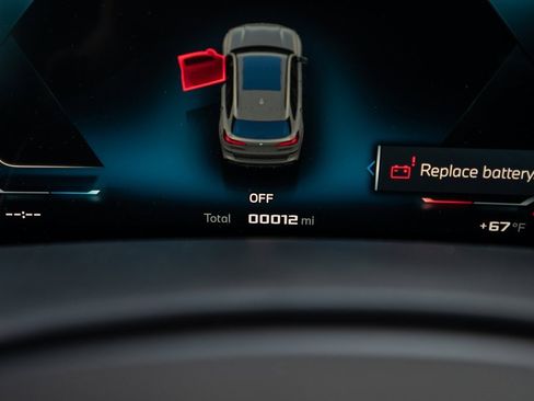 New 2026 BMW X5 M60i image 19