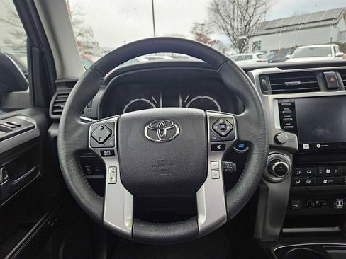 Used 2022 Toyota 4Runner Limited image 22