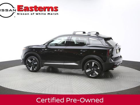 Used 2025 Nissan Kicks SR image 78