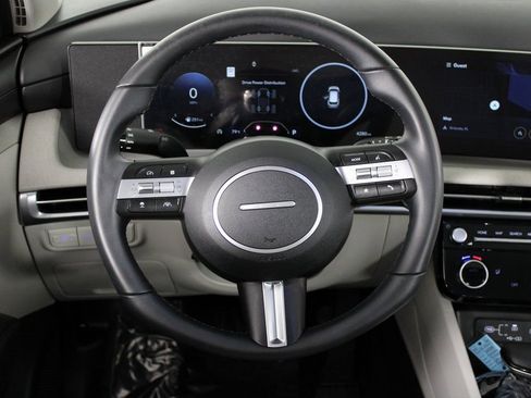 Certified 2025 Hyundai Tucson SEL image 20