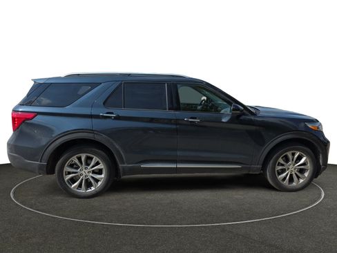 Used 2022 Ford Explorer Limited w/ Equipment Group 301A AWD/4WD image 7