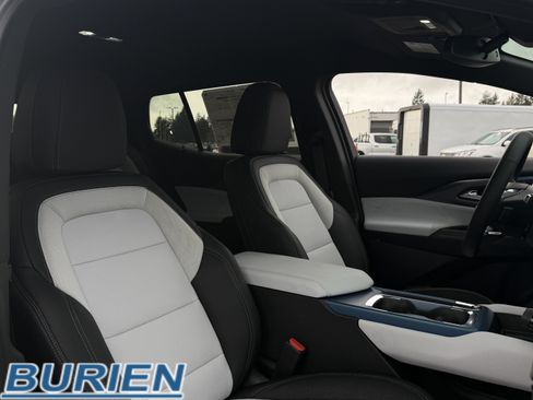 New 2026 Chevrolet Equinox EV LT image 22