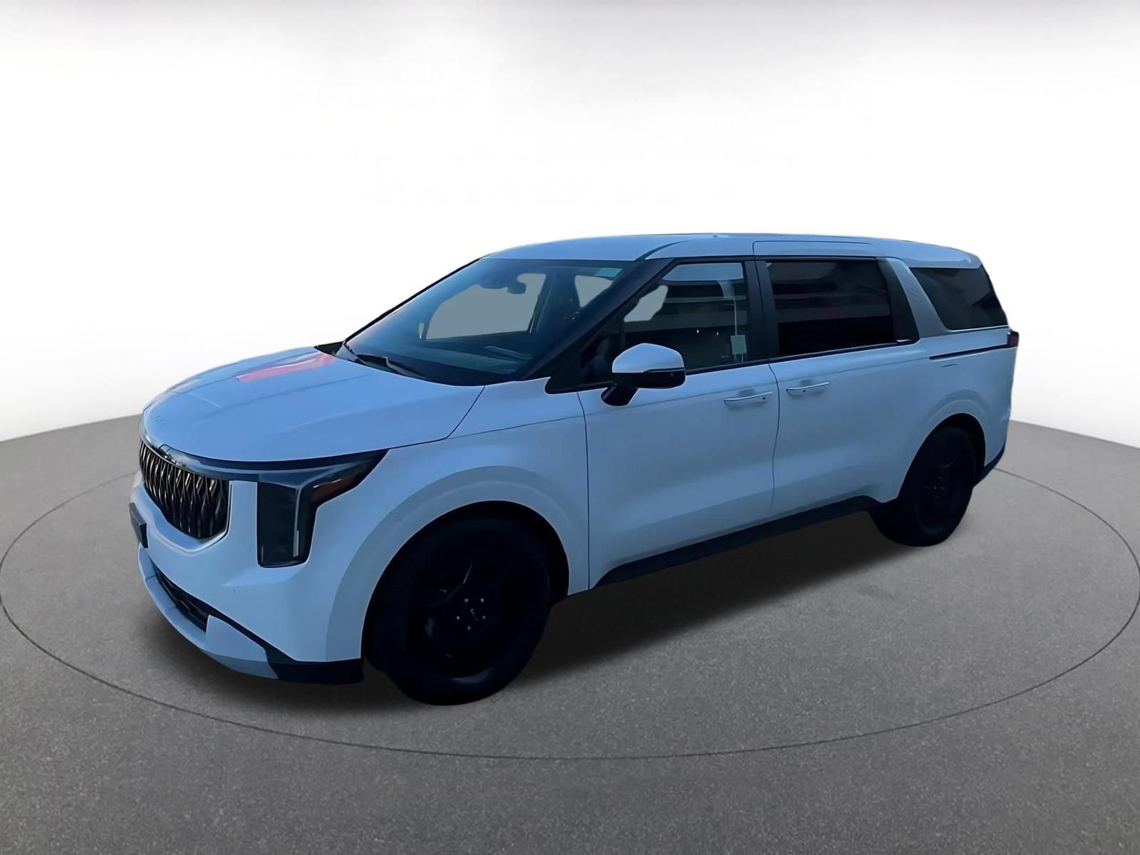Used 2026 Kia Carnival FWD image 7