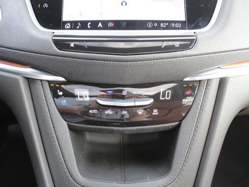 Used 2024 Cadillac XT5 Premium Luxury w/ Technology Package FWD image 32