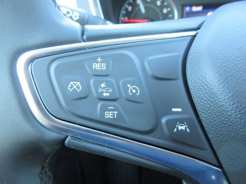 Used 2024 Chevrolet Equinox LT image 25