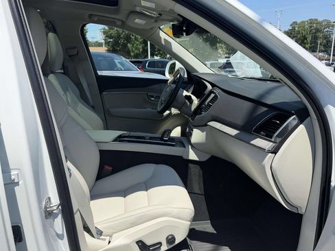 Used 2024 Volvo XC90 T8 Plus w/ Protection Package AWD/4WD image 12