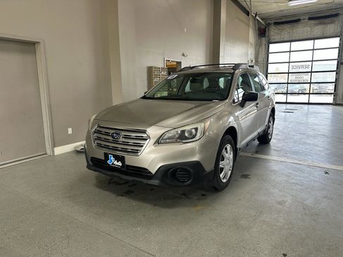 Used 2016 Subaru Outback 2.5i w/ Popular Package #2 image 4