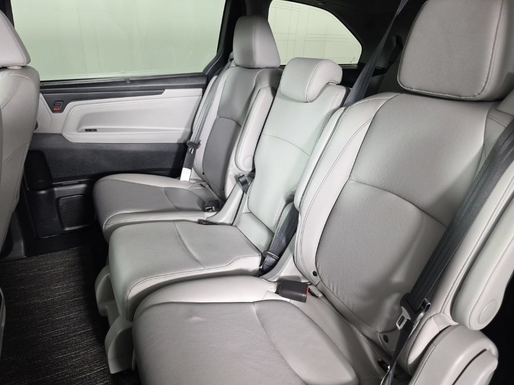 Used 2023 Honda Odyssey EX-L image 32