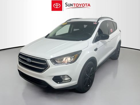 Used 2019 Ford Escape SE FWD image 9