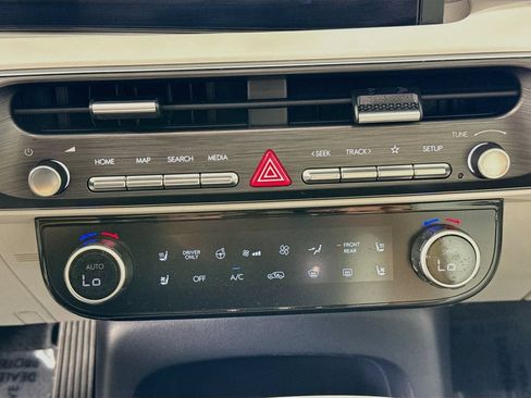 Used 2026 Hyundai Palisade Calligraphy FWD image 16