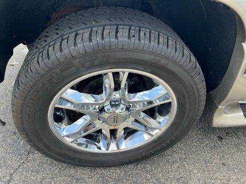 Used 2003 GMC Yukon SLT w/ 1SD Preferred Equipment Group AWD/4WD image 25