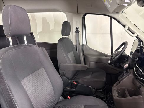 Used 2023 Ford Transit 350 XLT RWD image 24