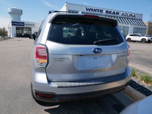 Used 2017 Subaru Forester 2.5i Limited w/ Protection Package #2 image 5
