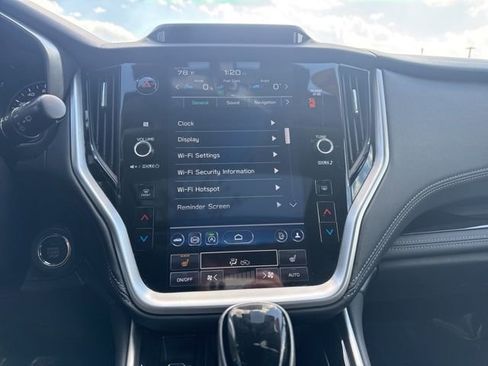 Used 2024 Subaru Outback Limited image 16