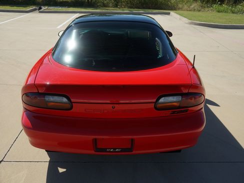 Used 1999 Chevrolet Camaro Z28 w/ Performance Pkg image 11