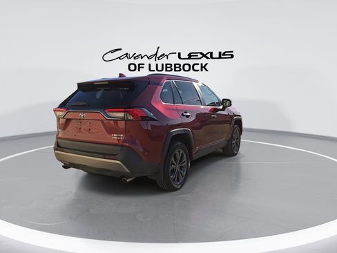 Used 2022 Toyota RAV4 Limited image 8