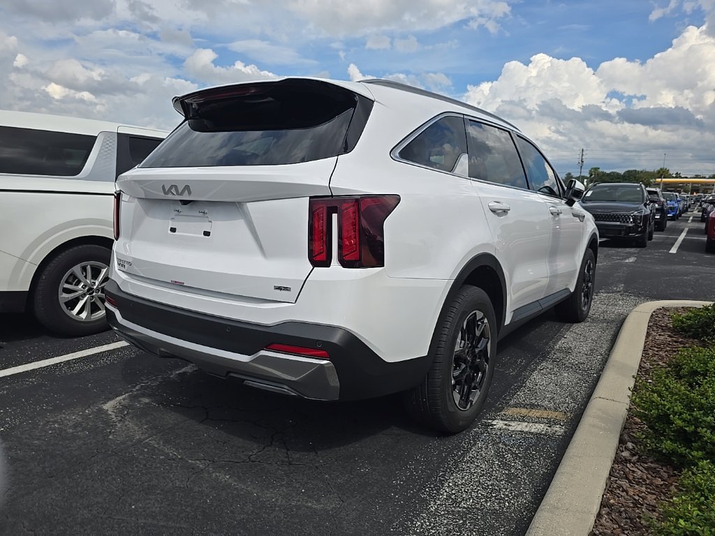 Used 2026 Kia Sorento S AWD/4WD image 18