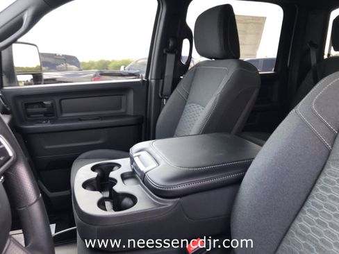 New 2026 RAM 3500 Tradesman w/ Chrome Appearance Group image 27