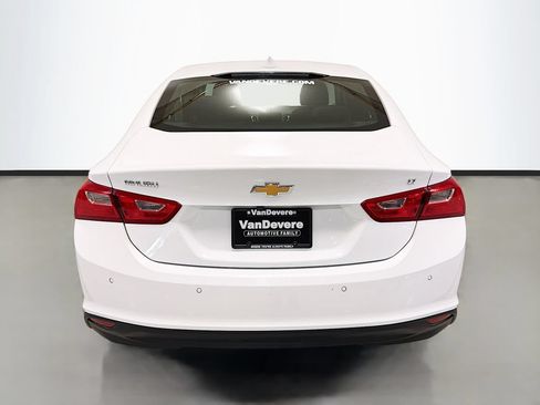 Used 2024 Chevrolet Malibu LT FWD image 8