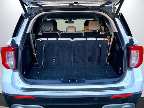 Used 2023 Ford Explorer Limited image 26